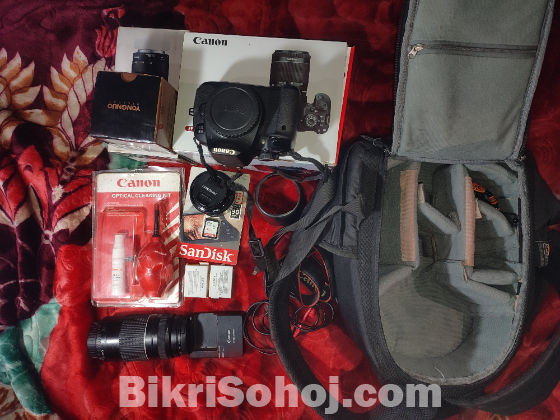 Cenon 700D DSLR with 55mm & 75-300mm Lens